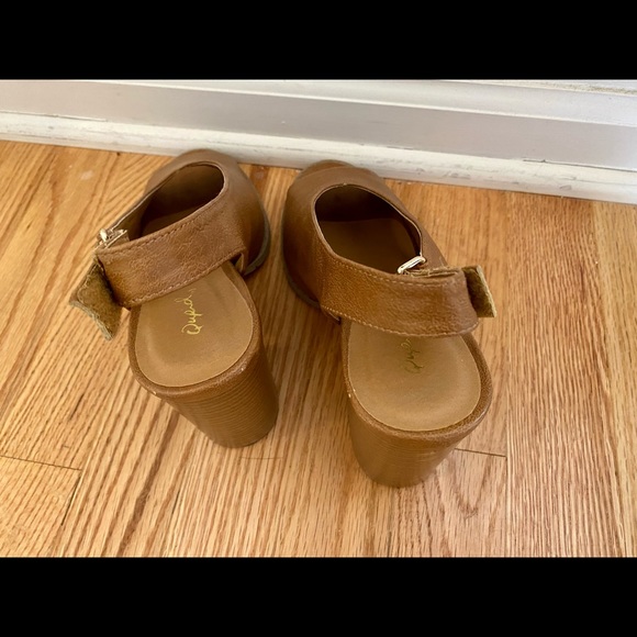 Qupid | Slingback | Tan | Heeled Sandals - Picture 3 of 4